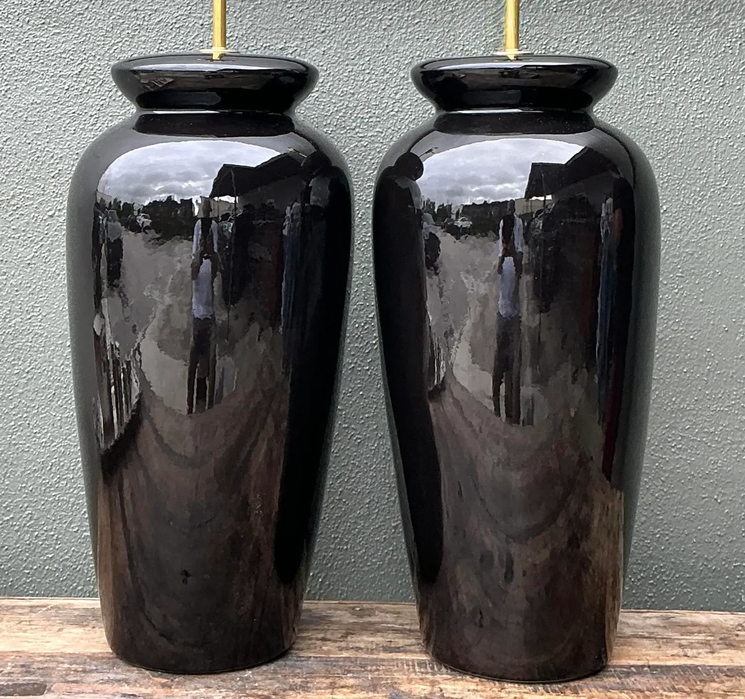 Vintage Postmodern Ceramic Lamps - A Pair - Detail view