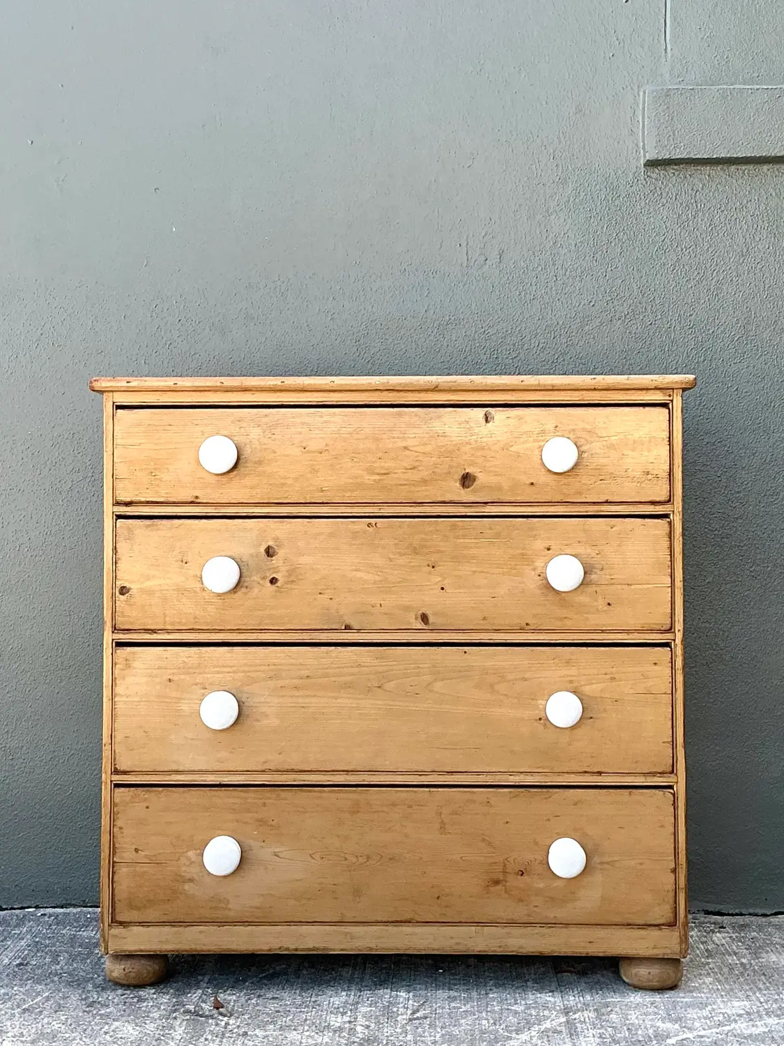Vintage Primitive Pine Chest of Drawers - Back view