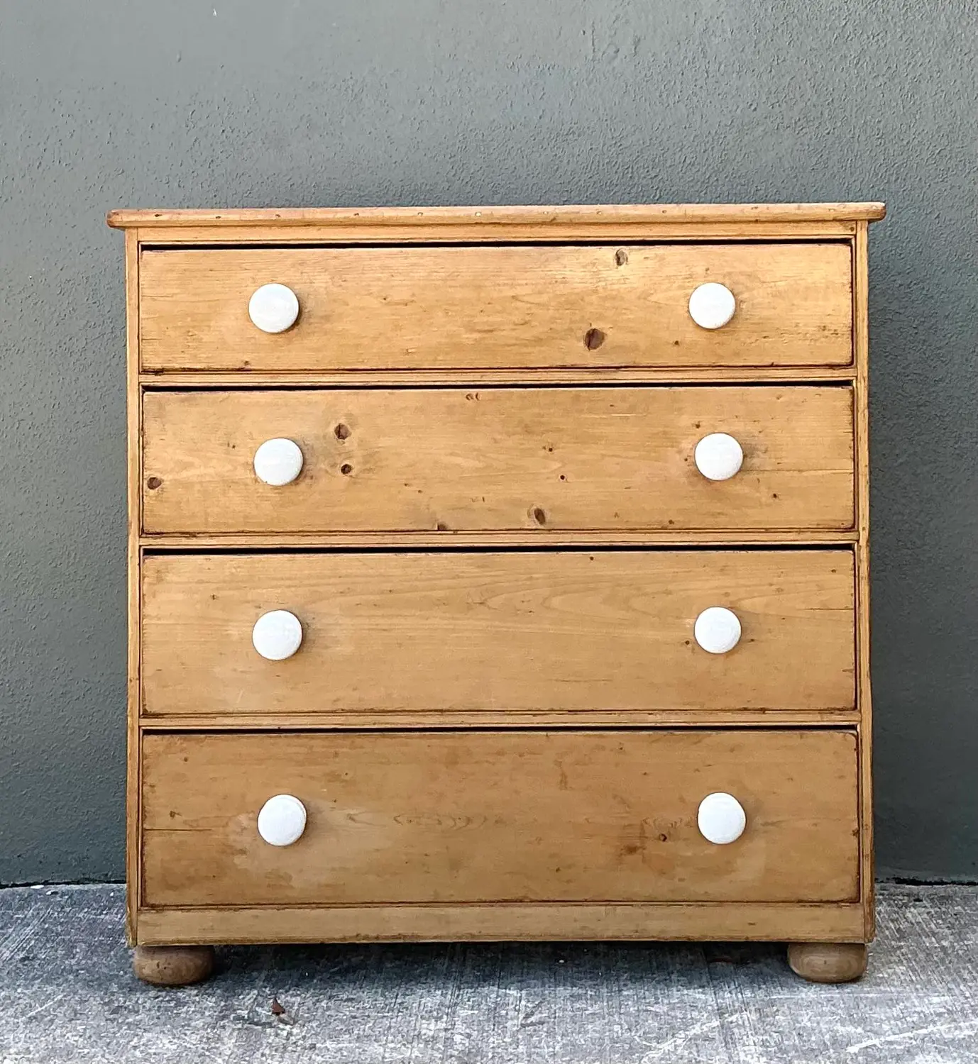 Vintage Primitive Pine Chest of Drawers - Side view