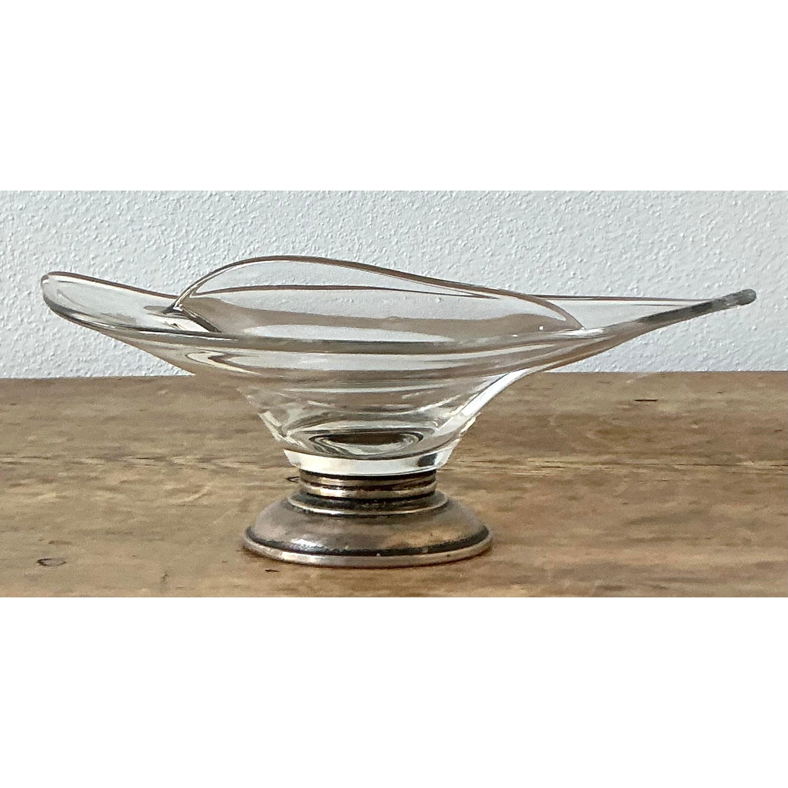 Vintage Regency Art Glass Bowl - Top view