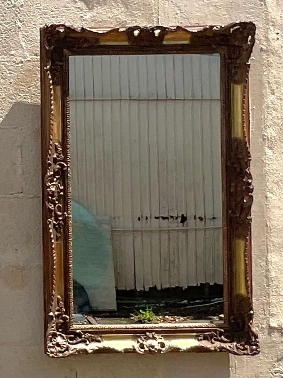 Vintage Regency Carved Gilt Mirror - Detail view