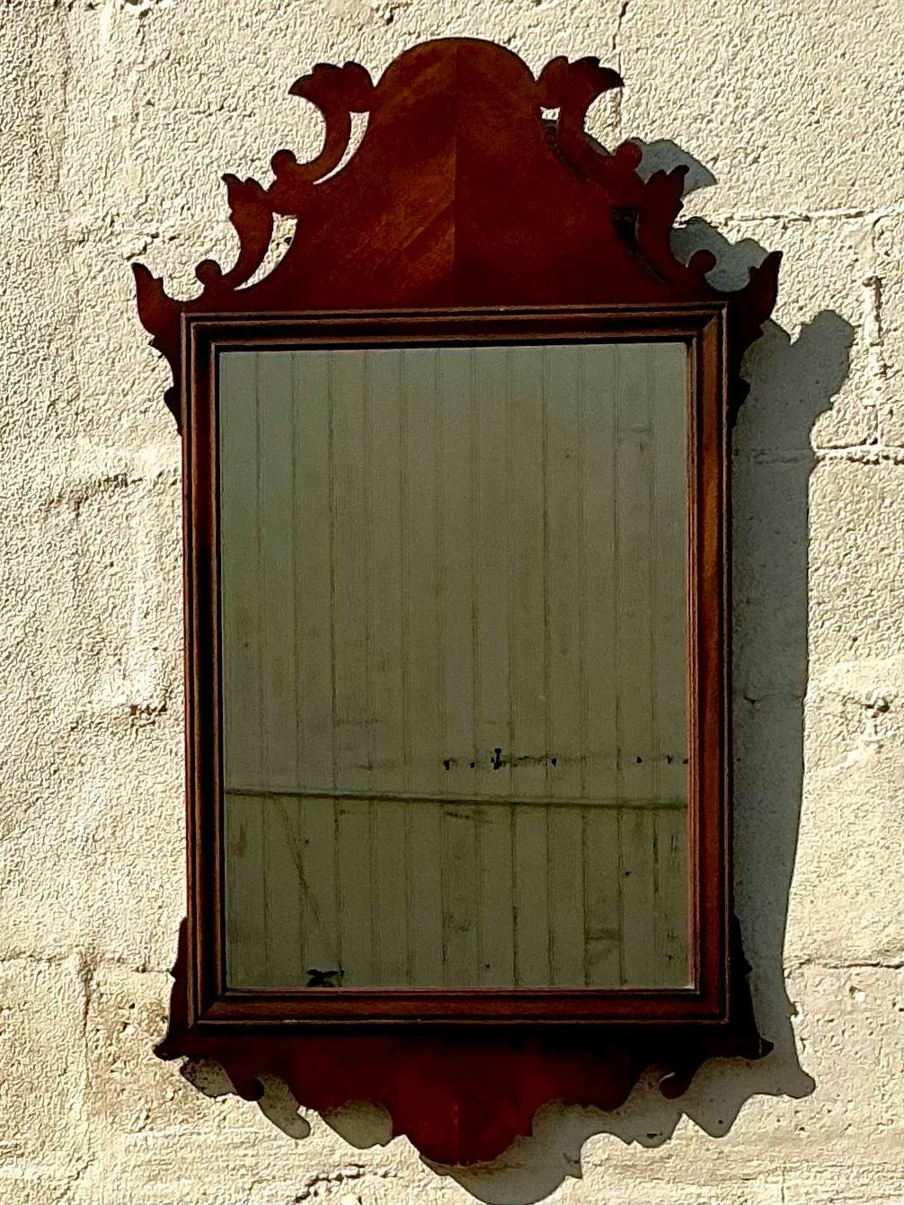 Vintage Regency Chippendale Carved Wood Mirror - Detail view