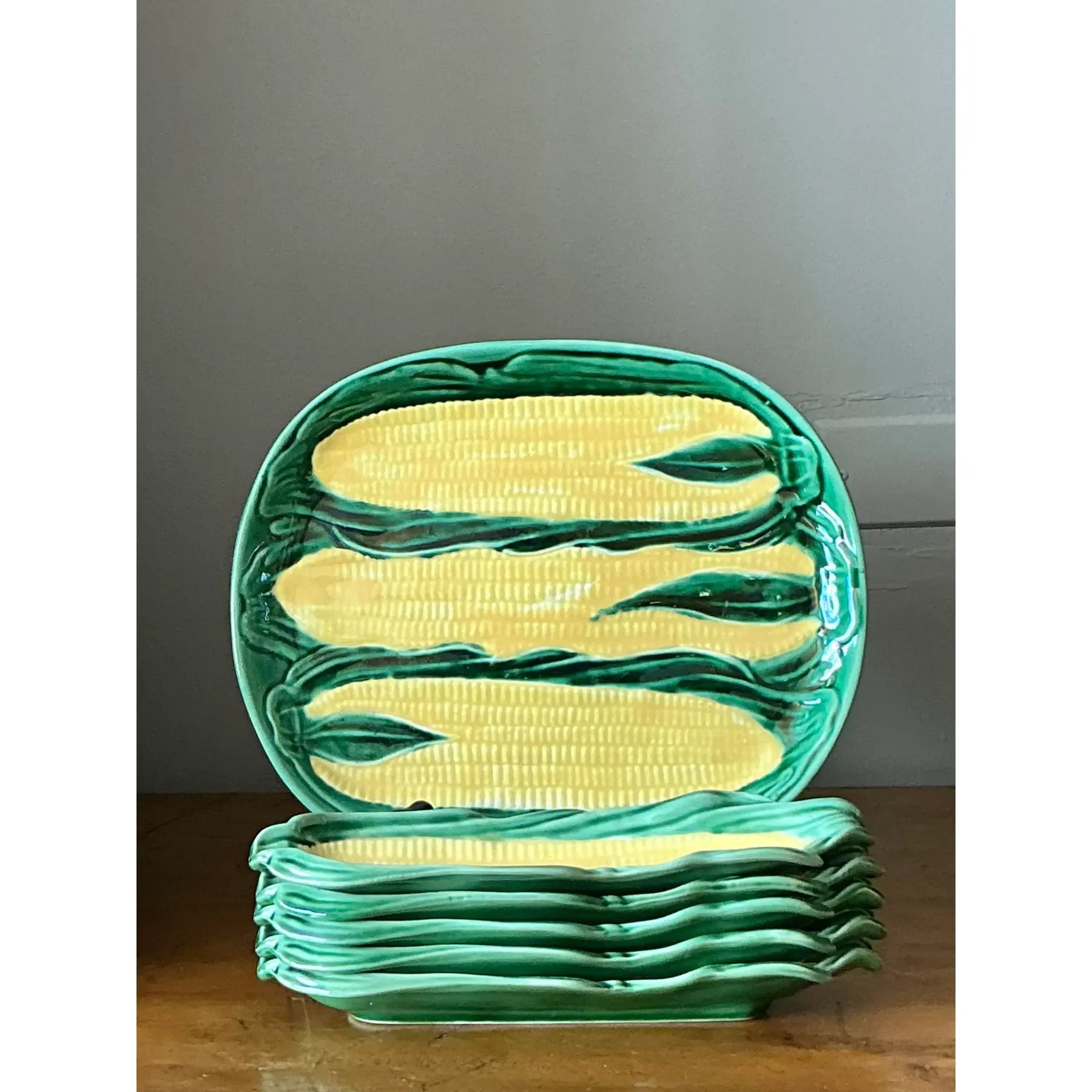 Vintage Regency Corn Cob Platter and Plates - Set of 6 - Detail view