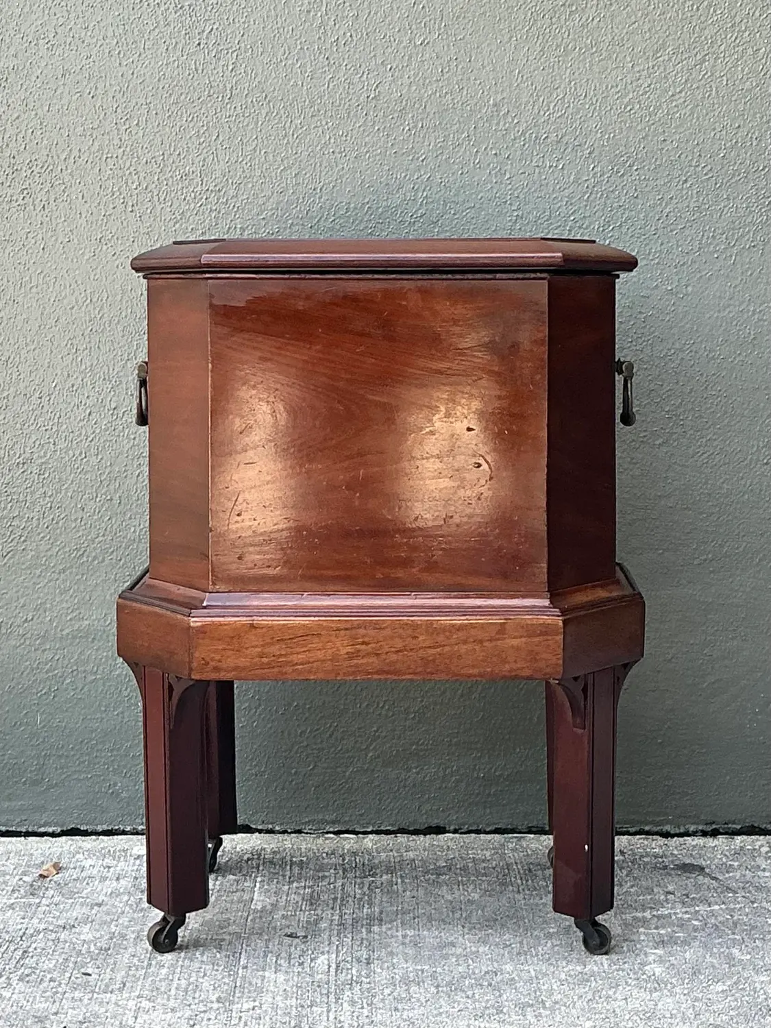 Vintage Regency Faceted Wine Cellarette - Side view