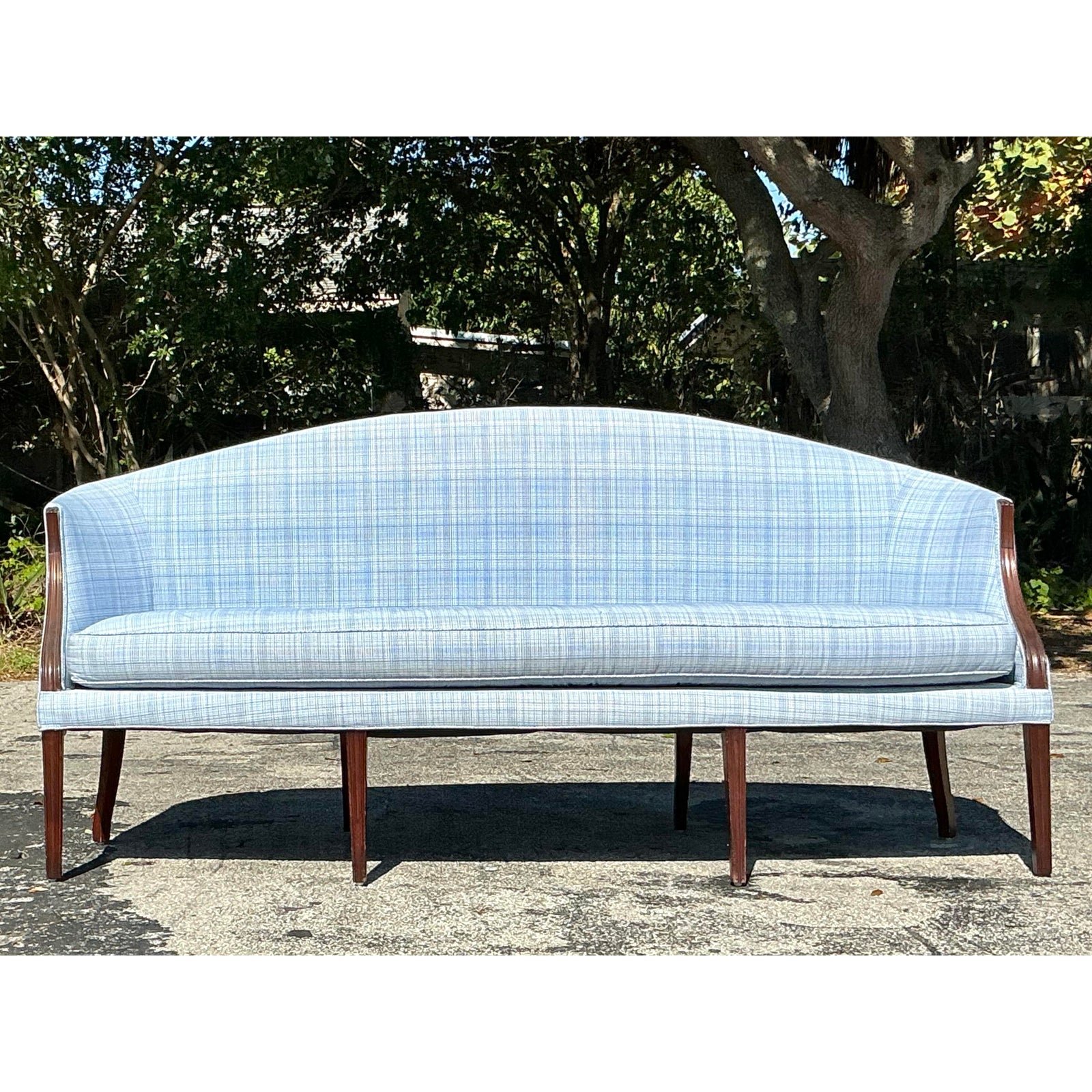 Vintage Regency Federal Mahogany Frame Sofa - Detail view
