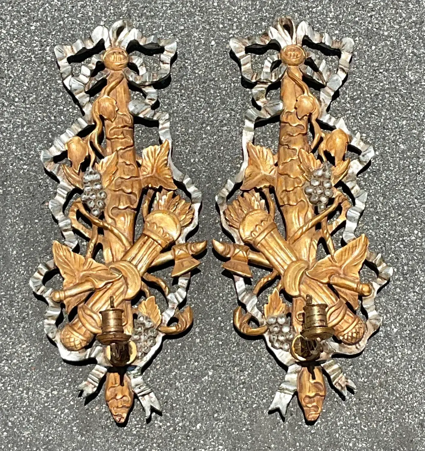Vintage Regency Gilt Carved Wood Candle Sconce - a Pair - Top view