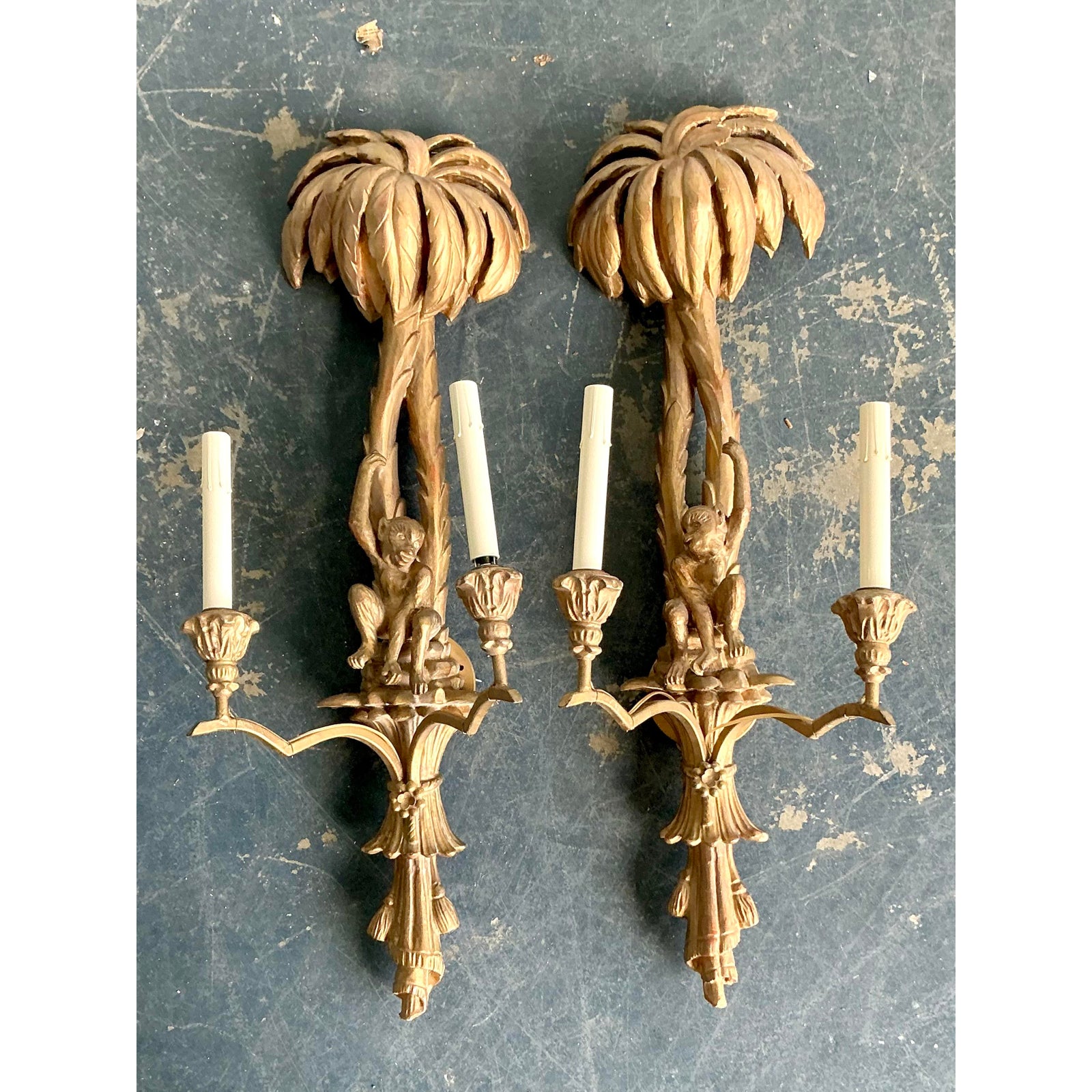 Vintage Regency Gilt Tipped Monkey Light Sconce - Top view