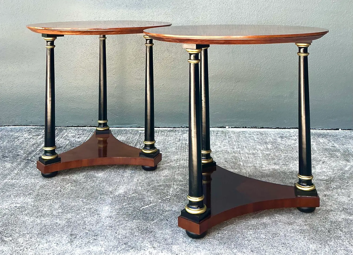Vintage Regency Gilt Tipped Side Tables - A Pair - Detail view