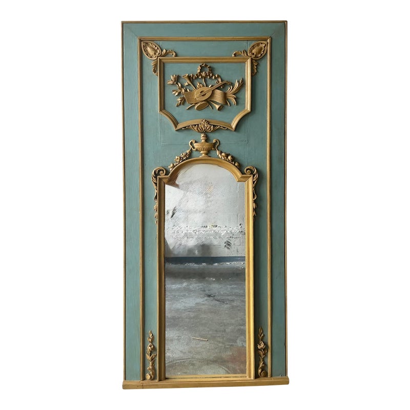 Vintage Regency Gilt Tipped Trumeau Mirror - Detail view