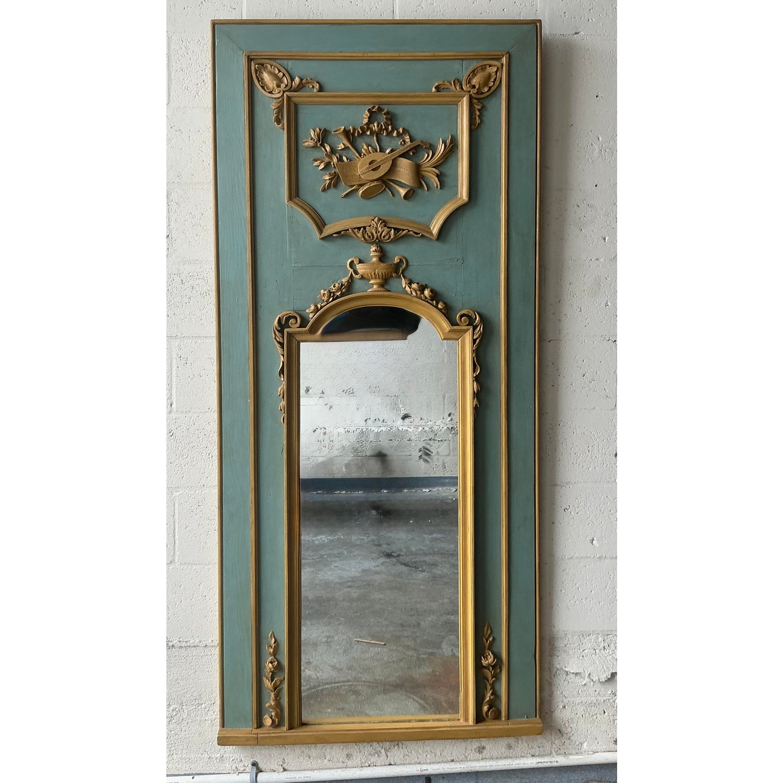 Vintage Regency Gilt Tipped Trumeau Mirror - Top view