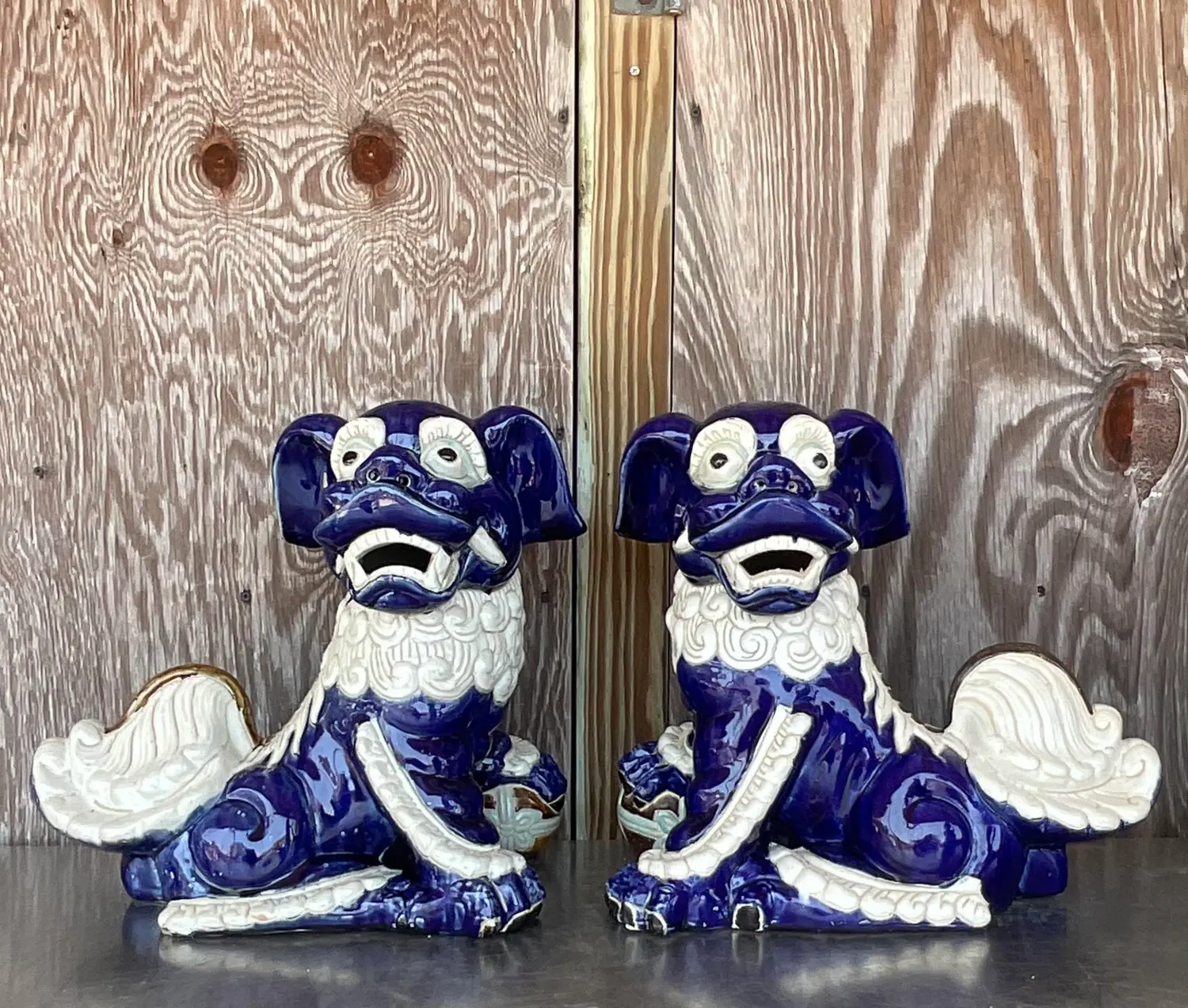 Vintage Regency Glazed Ceramic Foo Dogs - a Pair - Side view