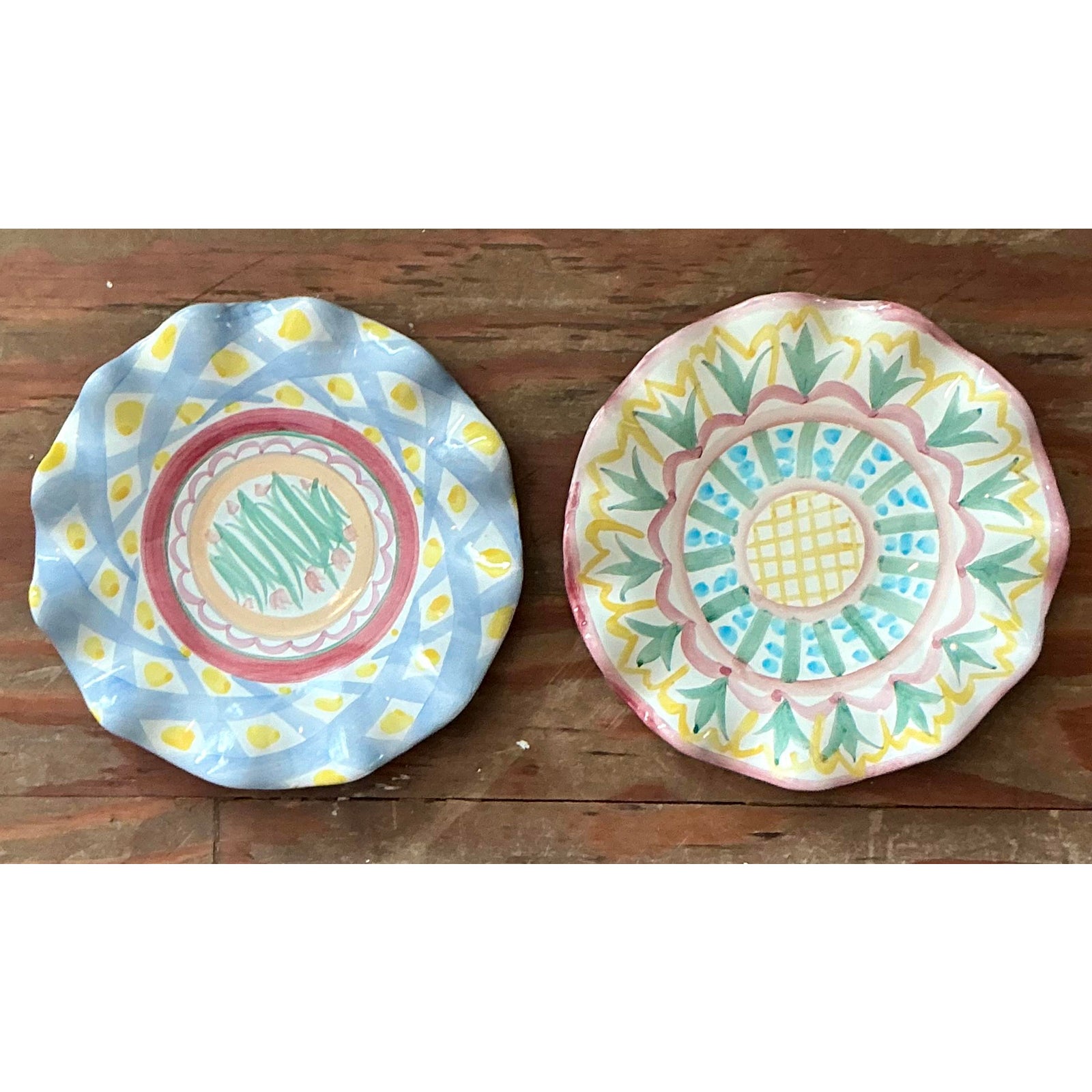 Vintage Regency Mackenzie Childs Glazed Ceramic Ruffle Plates - Set of 2- - Detail view