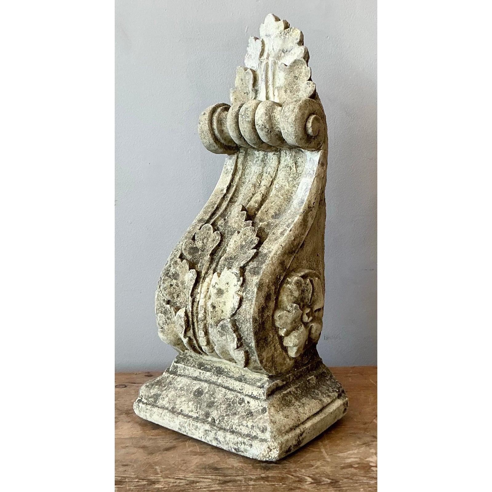 Vintage Regency Patinated Cast Concrete Architectural Bracket - Detail view