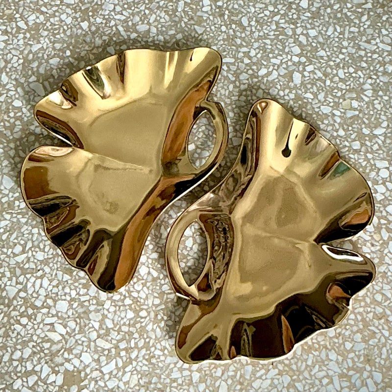 Vintage Regency Polished Brass Ginko Leaf Trays - a Pair - Side view