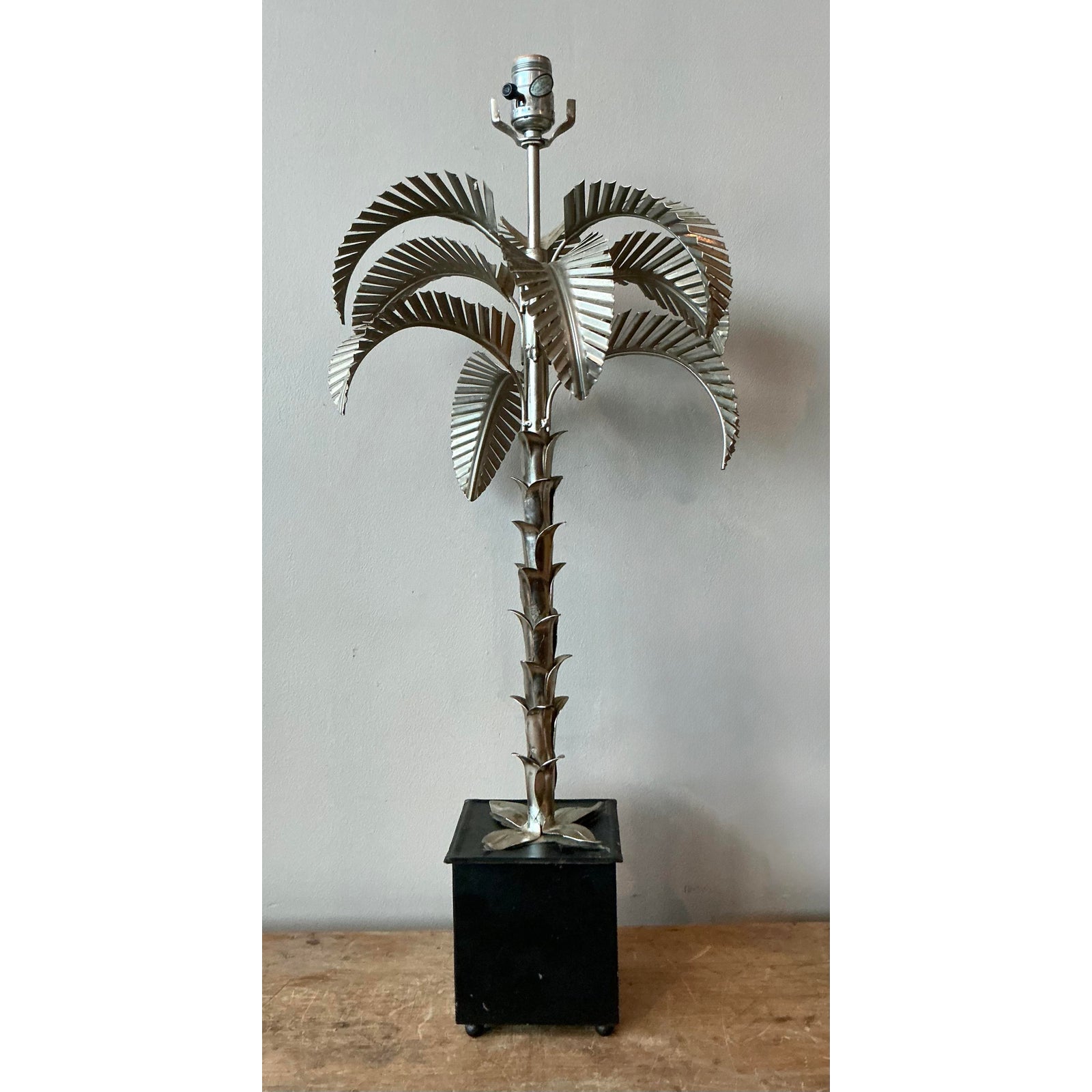 Vintage Regency Punch Cut Palm Tree Lamp - Detail view