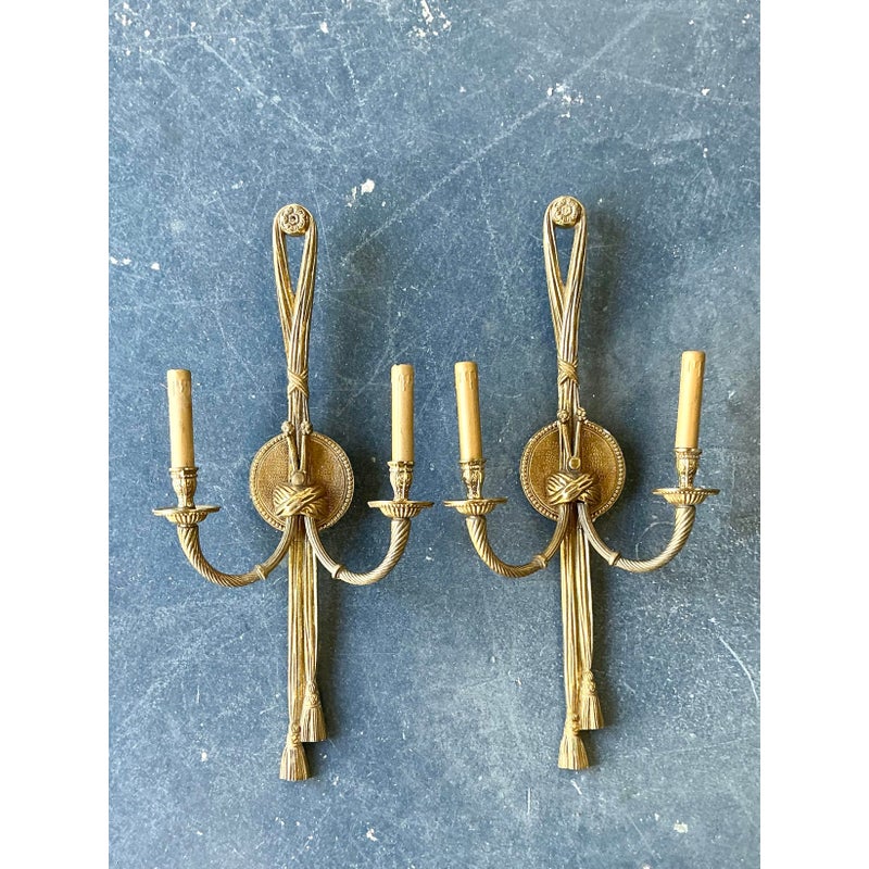 Vintage Regency Swag Light Sconce - A Pair - Detail view
