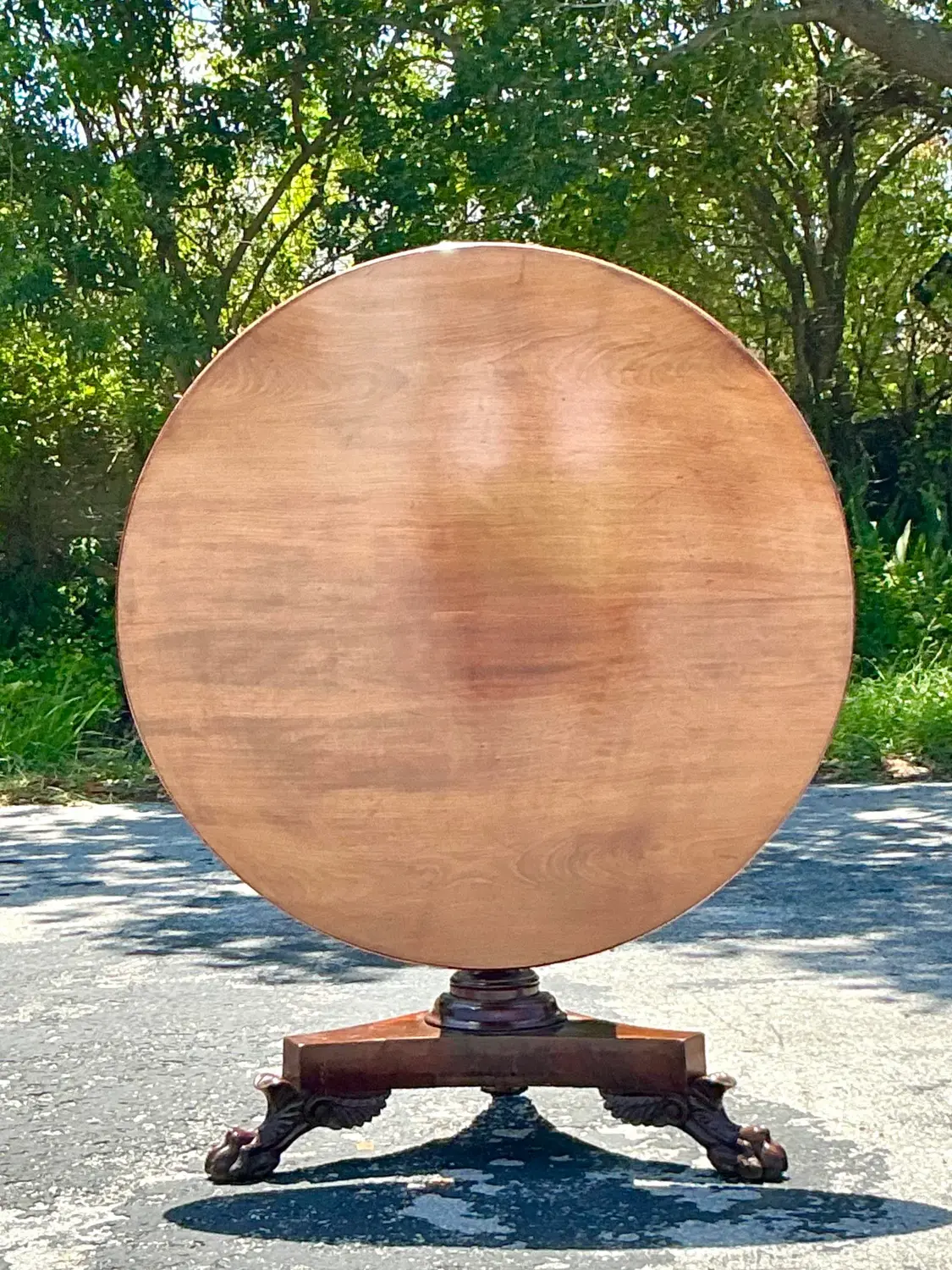 Vintage Regency Tilt Top Table - Detail view