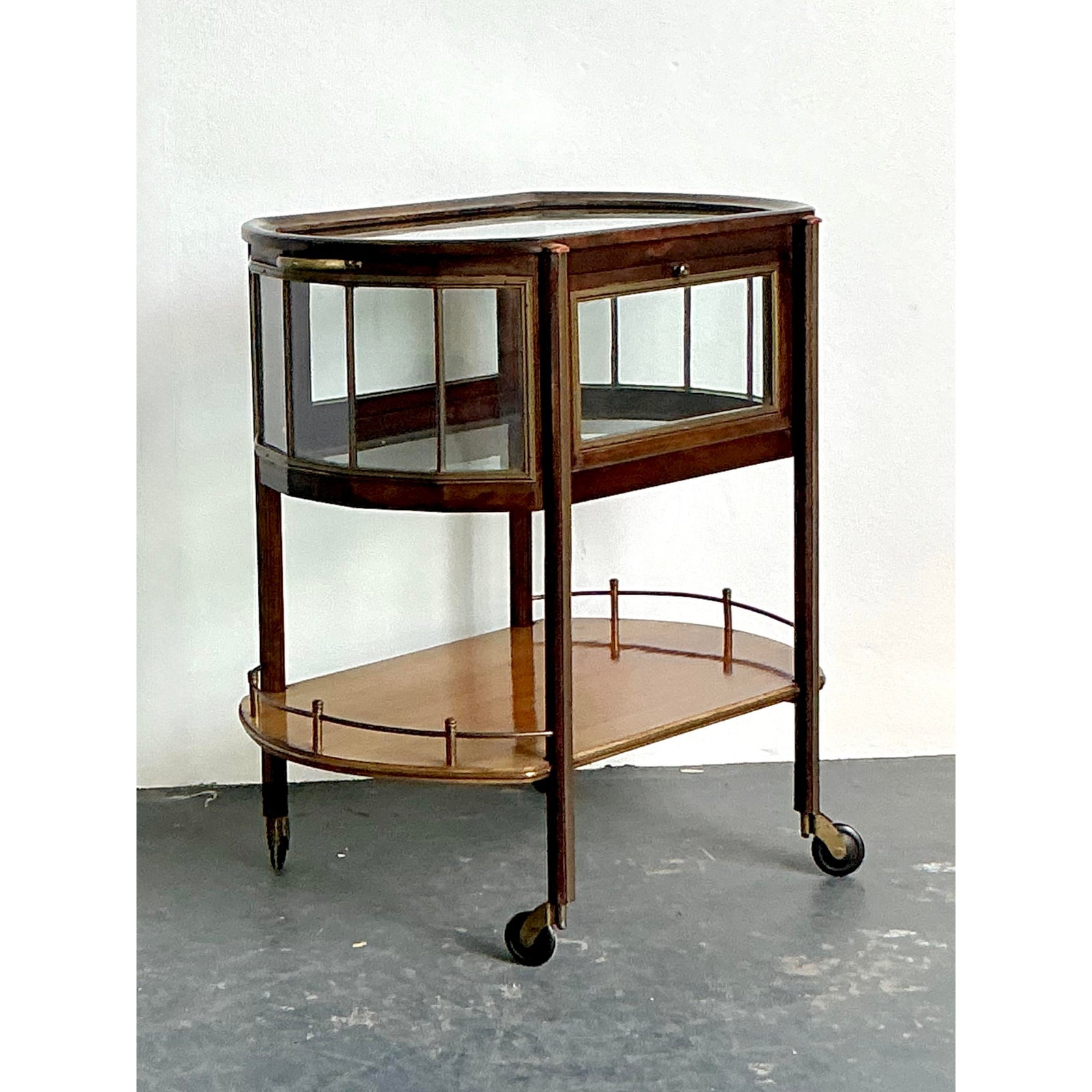 Vintage Regency Vitrine Bar Cart - Detail view