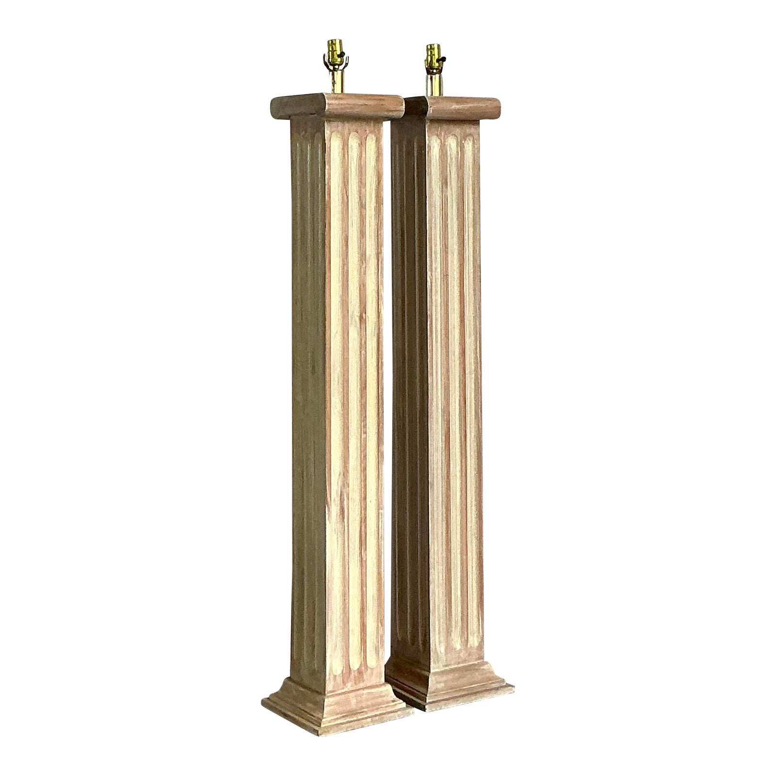 Vintage Regency Wooden Column Floor Lamps - A Pair - Detail view
