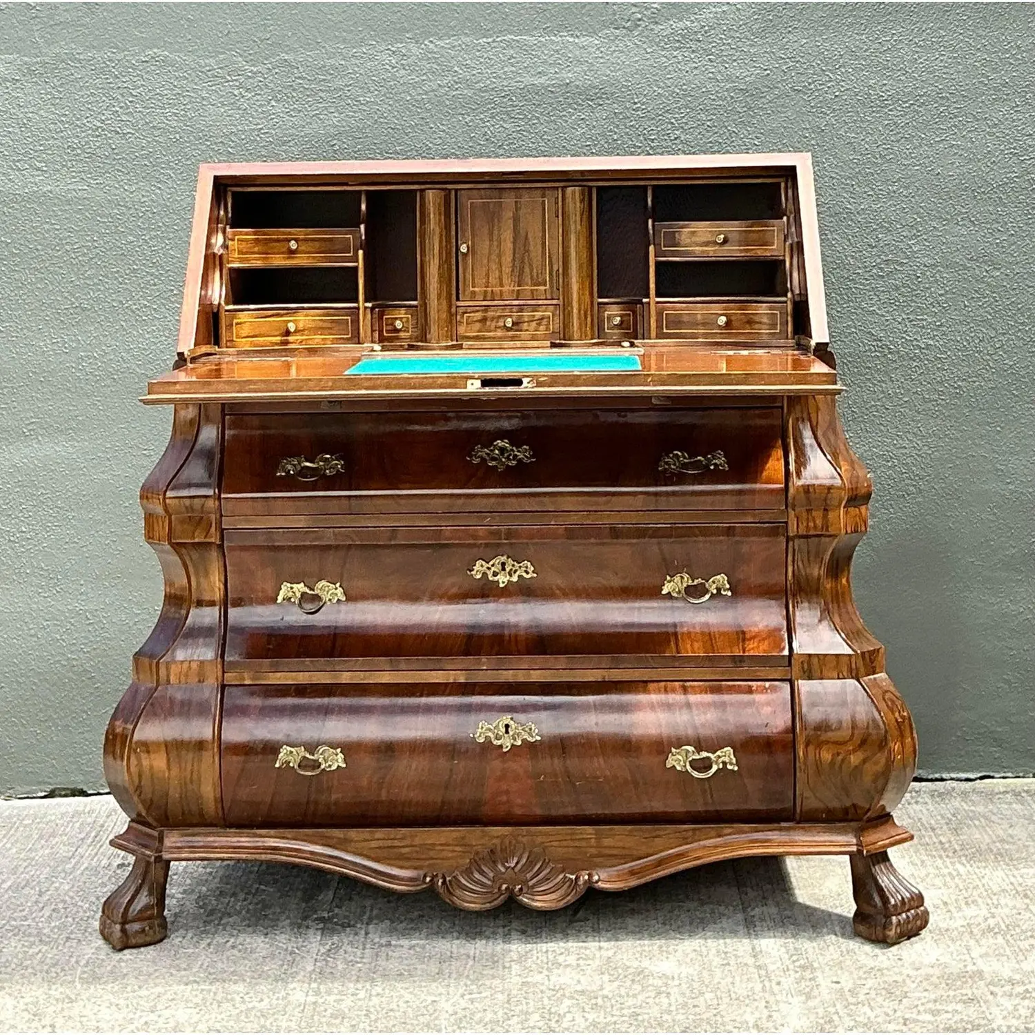 Vintage Rococo Burled Wood Secretaire - Top view