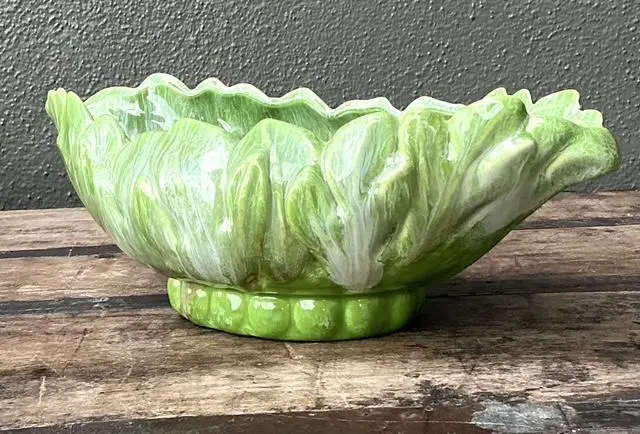 Vintage Royal Haeger Glazed Ceramic Leaf Bowl - Back view