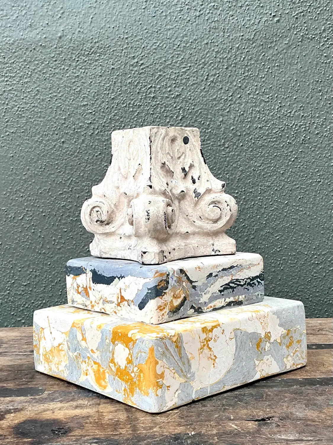 Vintage Scagliola Artisan Plaster Totem - Detail view