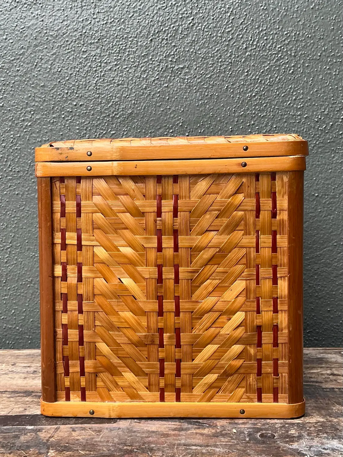 Vintage Shanghai Weave Hinged Lidded Box - Top view