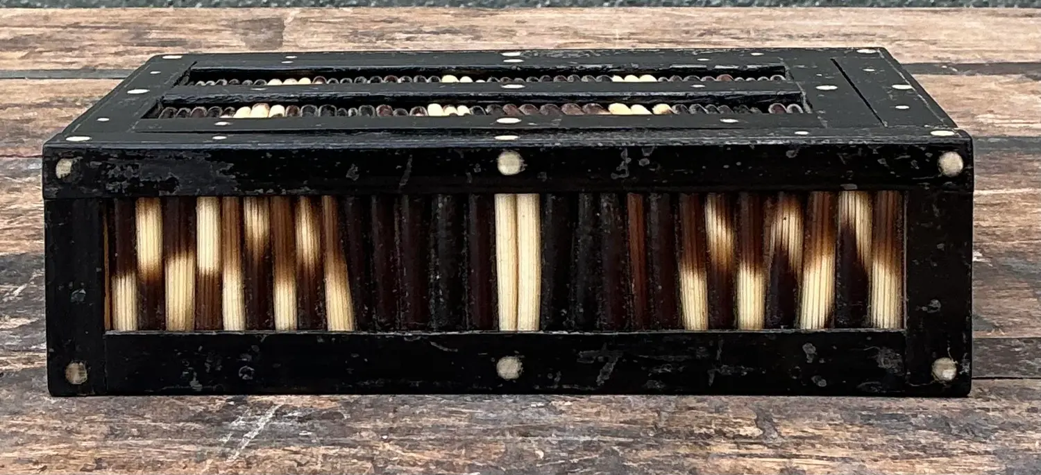 Vintage Sliding Door Quill Box - Side view