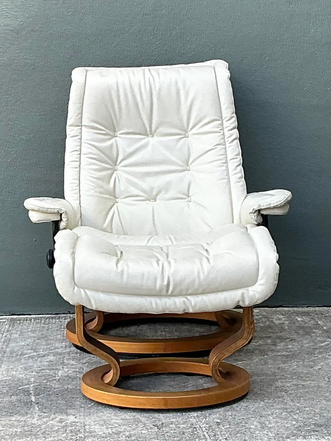 Vintage Stressless Ekornes Leather Lounge Chair and Ottoman - Back view