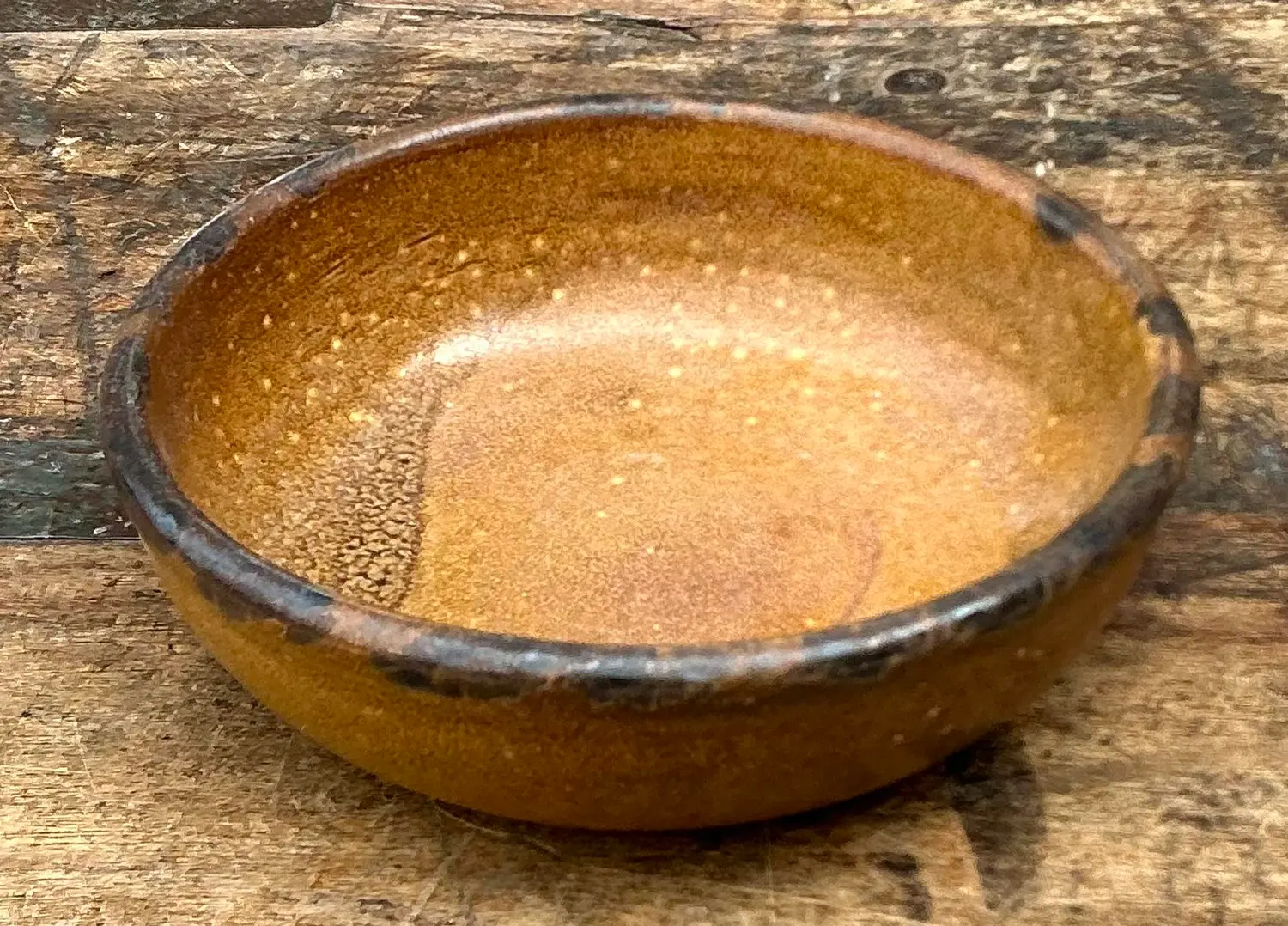 Vintage Styles Mid-Century Modern Glazed Ceramic Bowl - Top view