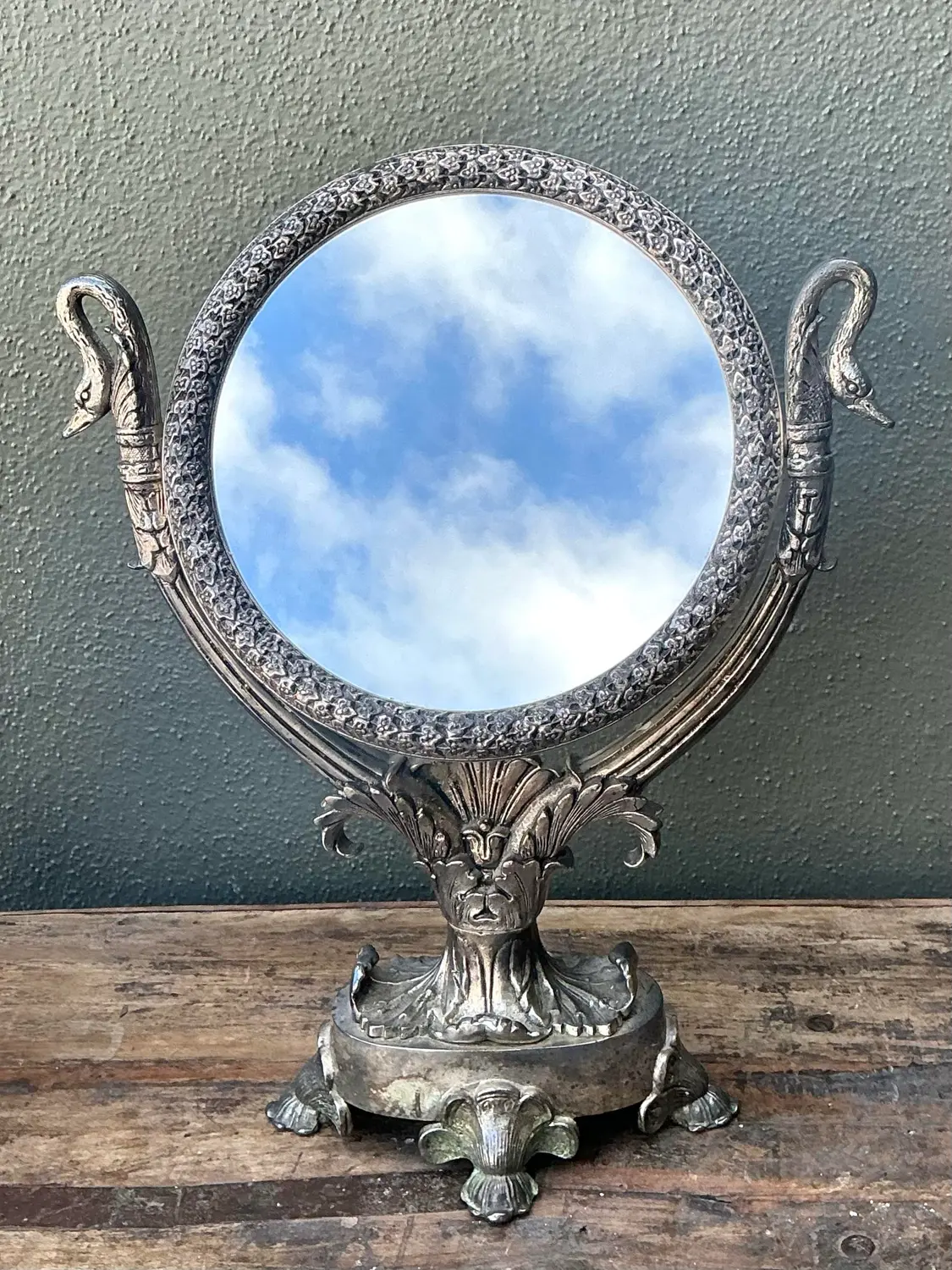 Vintage Swan Table Mirror - Detail view