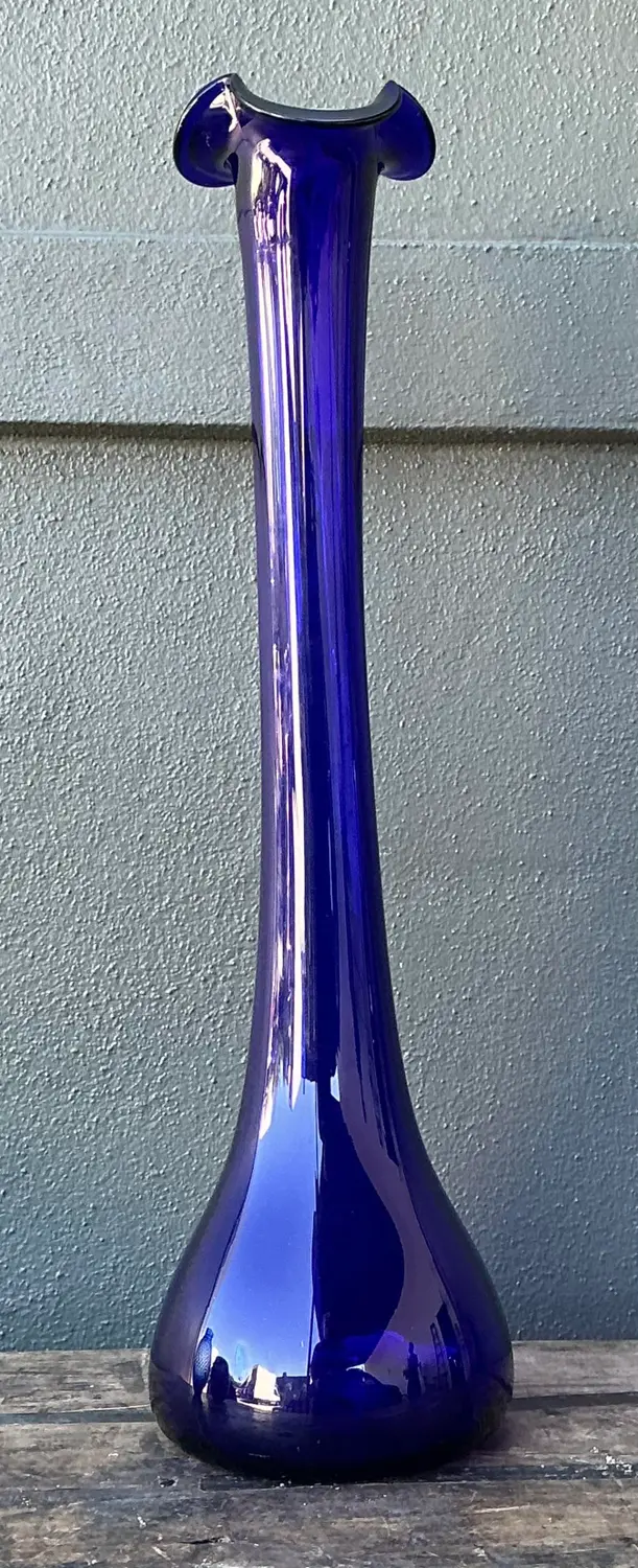 Vintage Tall Glass Ruffle Vase - Side view