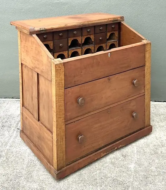 Vintage Tiger Maple Butlers Desk - Top view