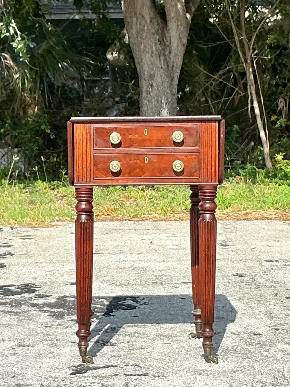 Vintage Traditional Flip Top Side Table - Back view