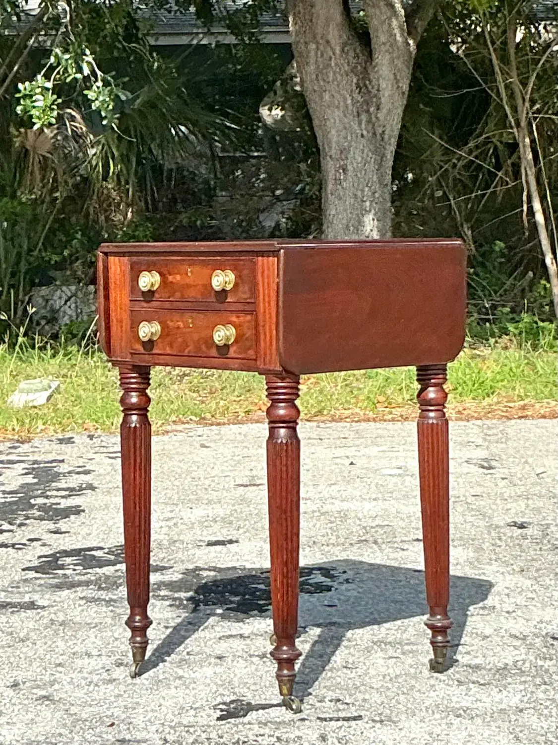 Vintage Traditional Flip Top Side Table - Side view
