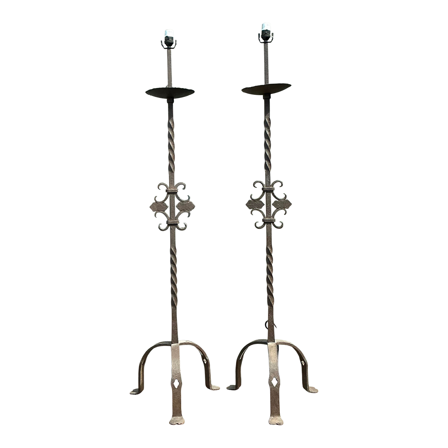 Vintage Twisted Wrought Iron Floor Lamps - A Pair - Detail view