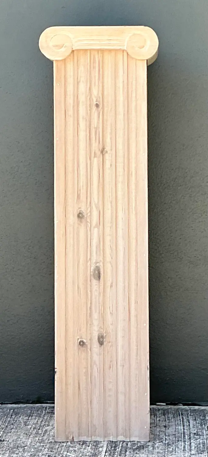 Vintage Washed Knotty Pine Column Pedestal - Detail view