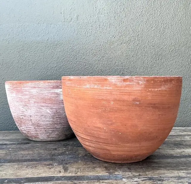 Vintage Washed Terracotta Planter Bowls - Set of 2 - Back view