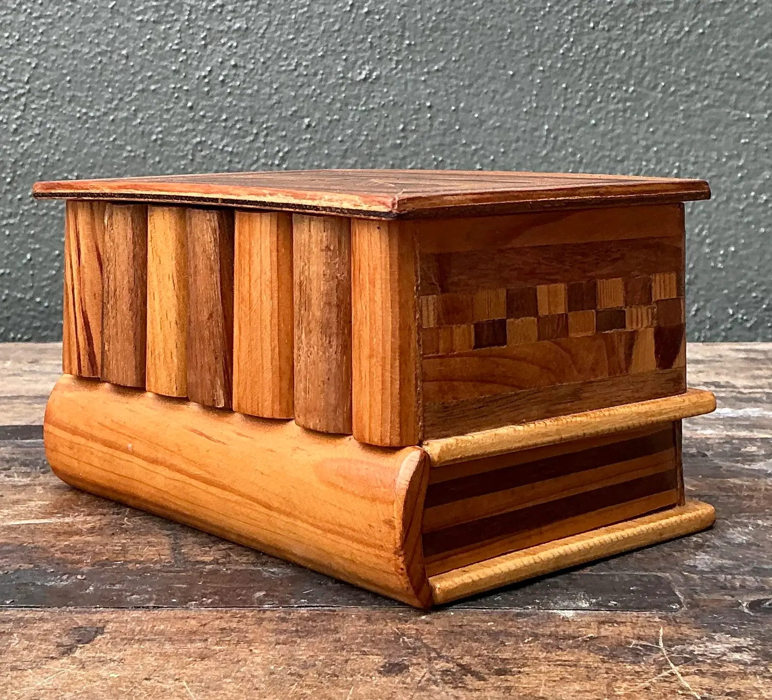 Vintage Wood Inlay Marquetry Box - Back view