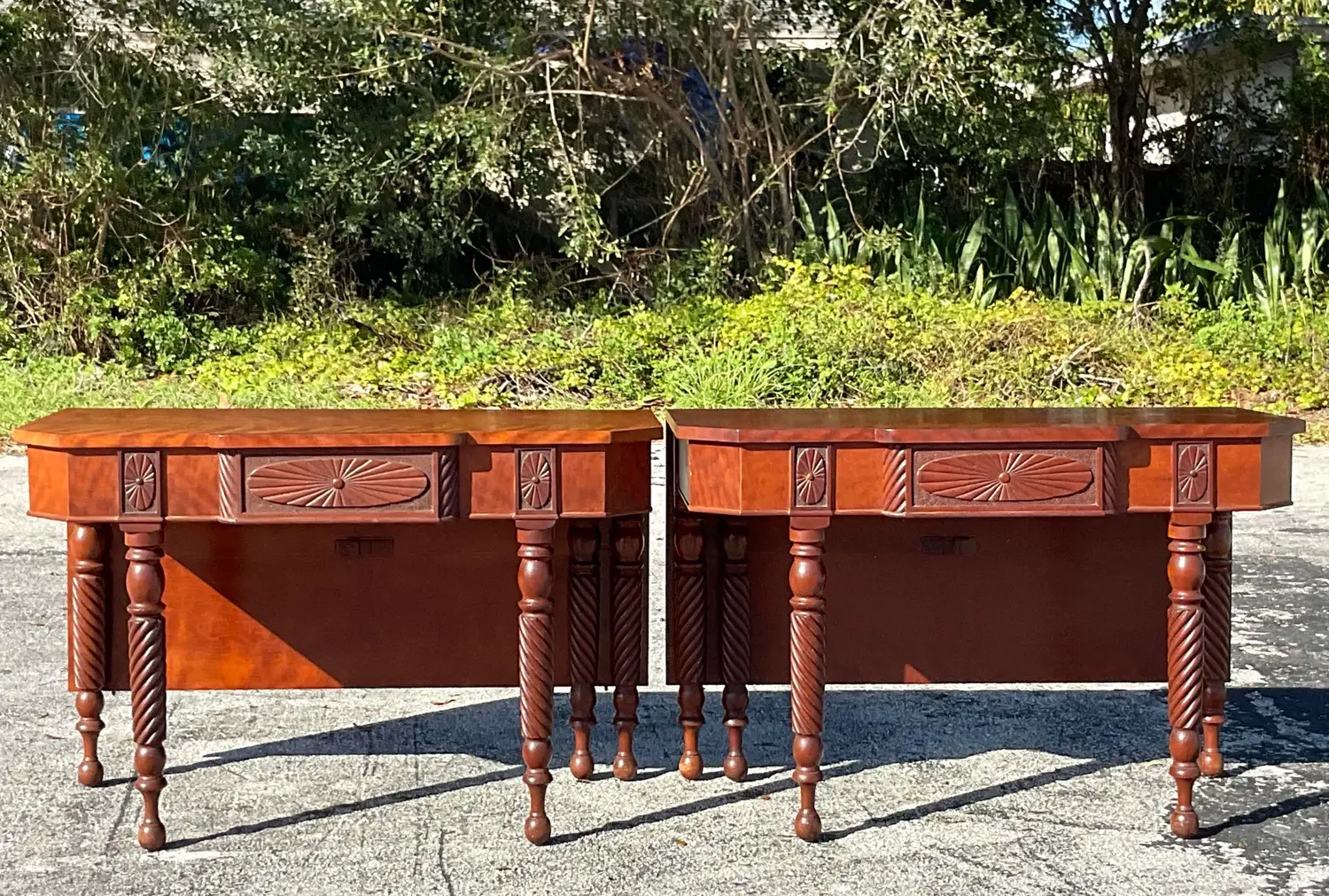 Vintage Wooden Drop Leaf Console Tables - a Pair - Detail view